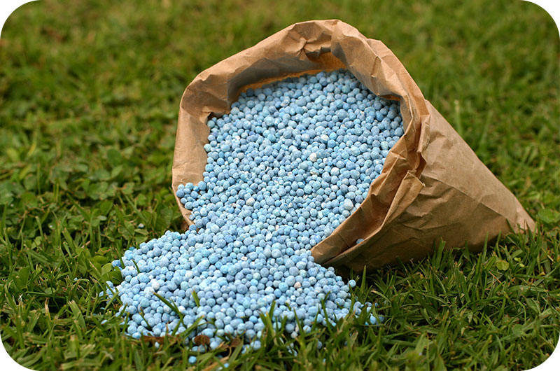 gypsum using as soil fertilizer